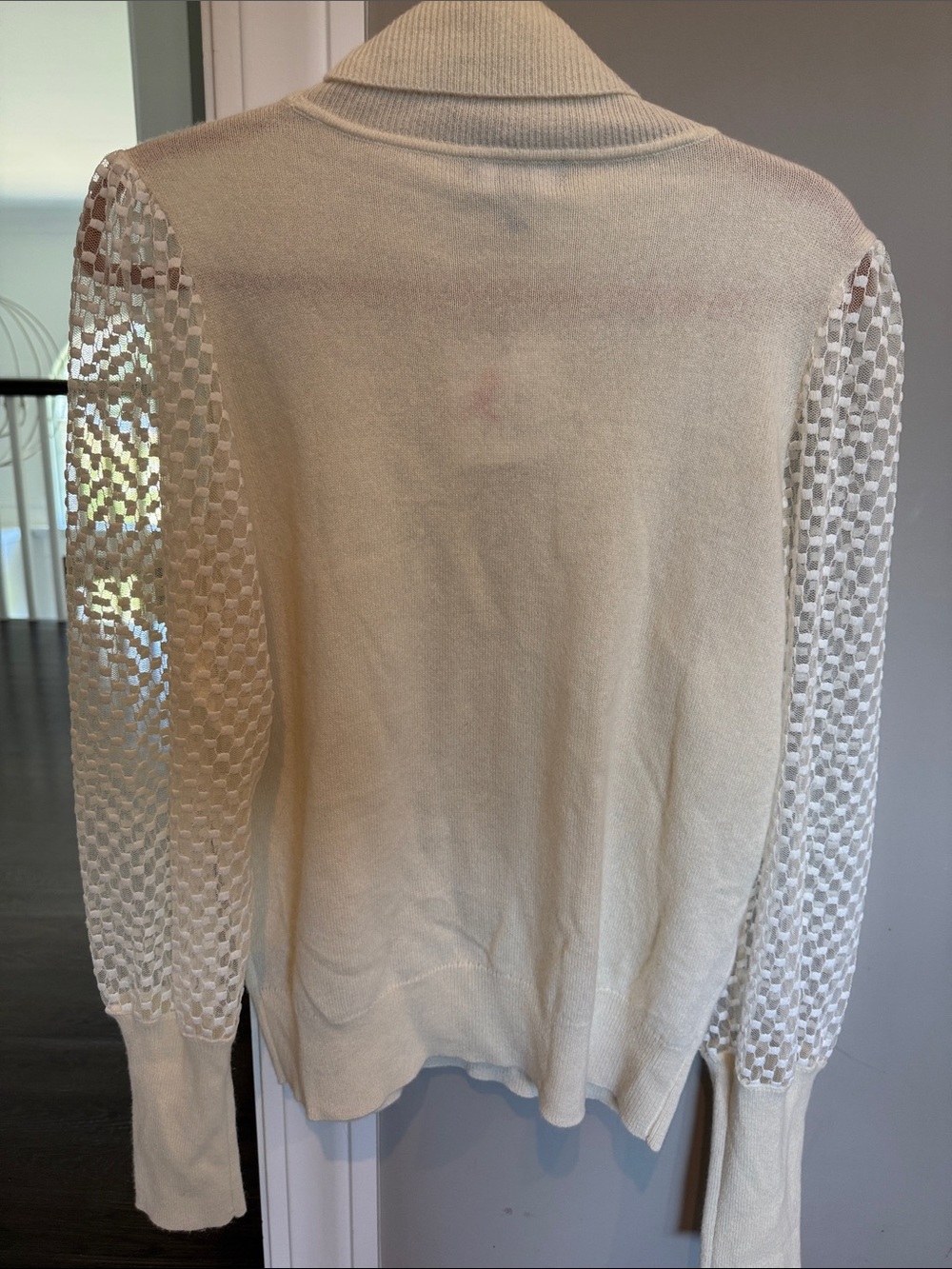 Marled Cream Cowl-Neck Sweater with Sheer Checkered Sleeves - Picture 4 of 4